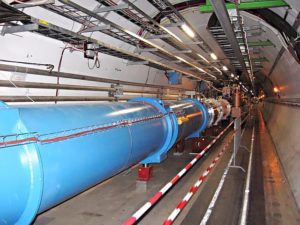 Sección do Gran Colisionador de Hadróns (LHC) do CERN.