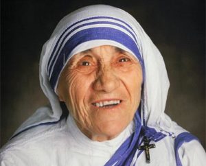 A nai Teresa de Calcuta adianta a Xesucristo na clasificación.