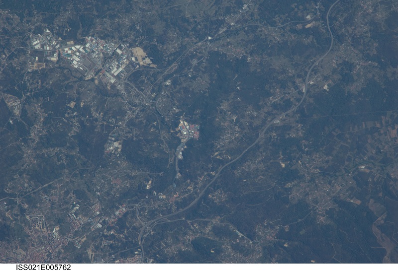 Polígono de San Cibrao, en Ourense, dende a ISS, en 2012.