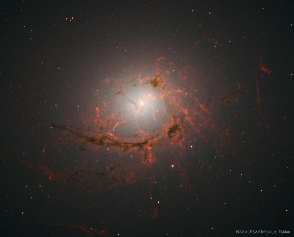 Créditos da imaxe: NASA, ESA, Hubble, A. Fabian