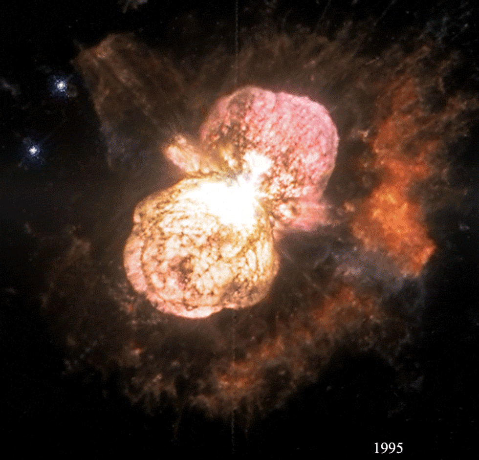 Eta Carinae e a nebulosa Homunculus en expansión