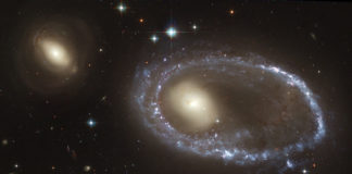 Galaxia anel AM 0644-741