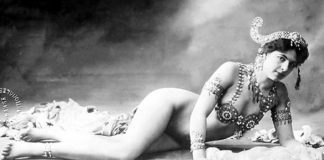Mata Hari, nunha estampa promocional.