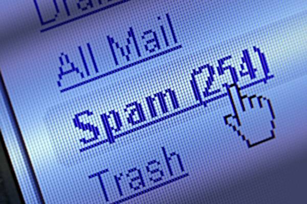 O 60% dos correos electrónicos que se moven no mundo cada día son spam.