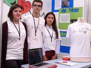 A camiseta con leds que prevén de accientes vasculares.