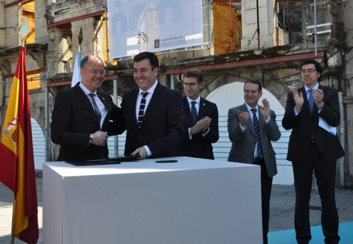 Consellería e institución académica asinaron un convenio para a construción do edificio no casco vello de Vigo.