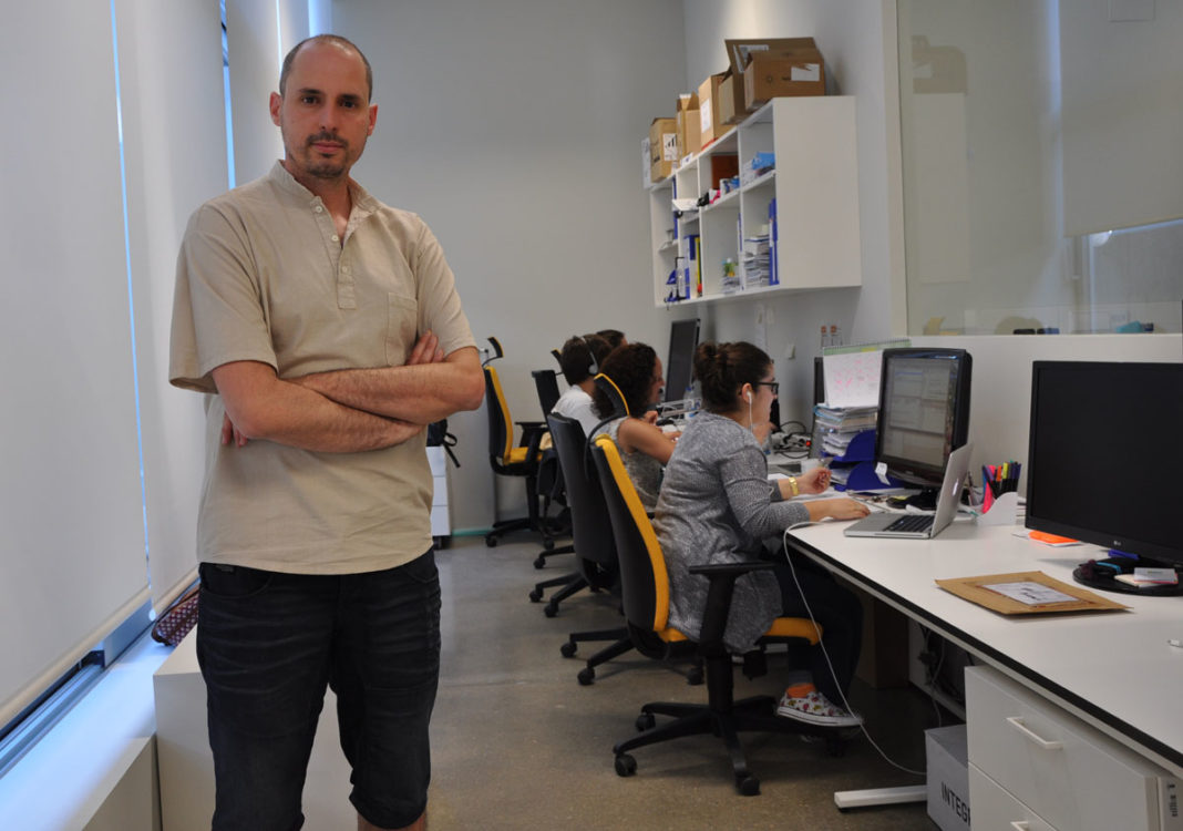 O Mineco financia un proxecto do investigador José Tubío sobre elementos transpoñibles nun cancro.