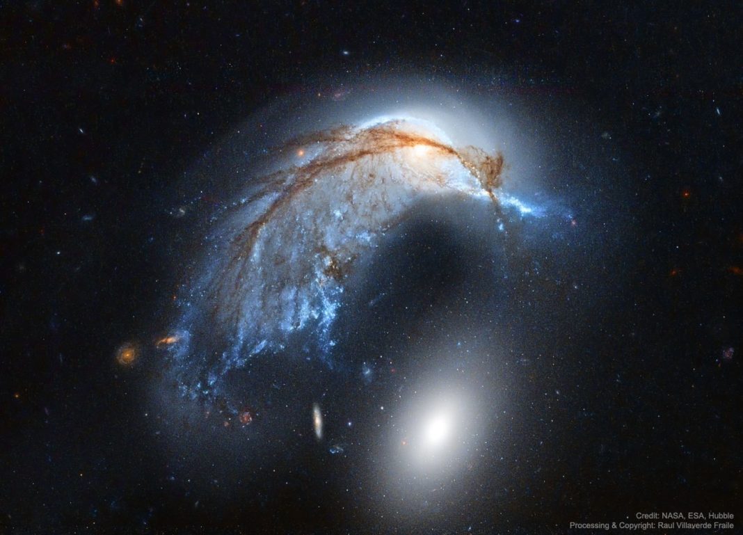 Créditos da imaxe: NASA, ESA, Hubble, HLA; Reprocesado e copyright: Raul Villaverde