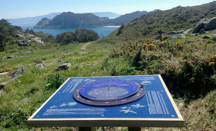 Planisferio nas illas Cíes.. Foto: Parque Nacional Illas Atlánticas (Facebook).