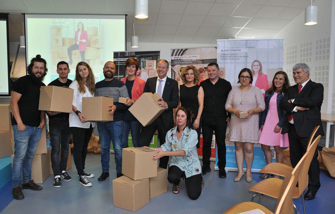 Creadores da campaña, protagonistas e autoridades, na presentación de 