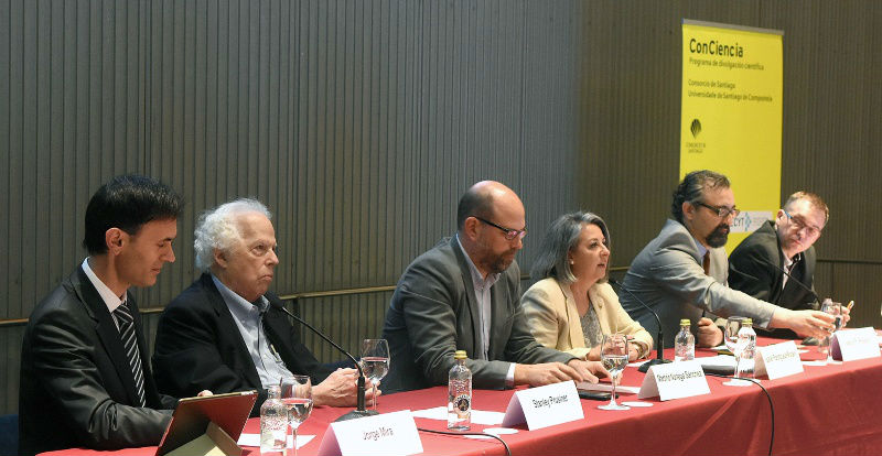 Jorge Mira, Stanley Prusiner, Martiño Noriega, Isabel Rodríguez Moldes e Jesús Requena. Imaxe: Santi Alvite - USC.