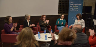 Isabel Pastoriza, Alicia Estévez, Elena Vázquez, Vanessa Valdiglesias e Mila Alonso, no encontro celebrado en Pontevedra. Foto: Suso González.