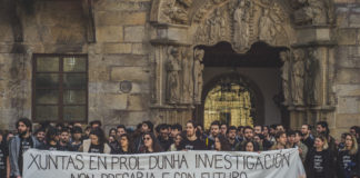 Protesta contra a precariedade da AIC este xoves diante do reitorado da USC. Fonte: Asemblea de Investigadoras de Compostela.
