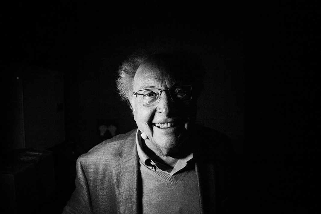 Eduard Punset, en 2014. Foto: IRedes Burgos / CC BY 2.0.