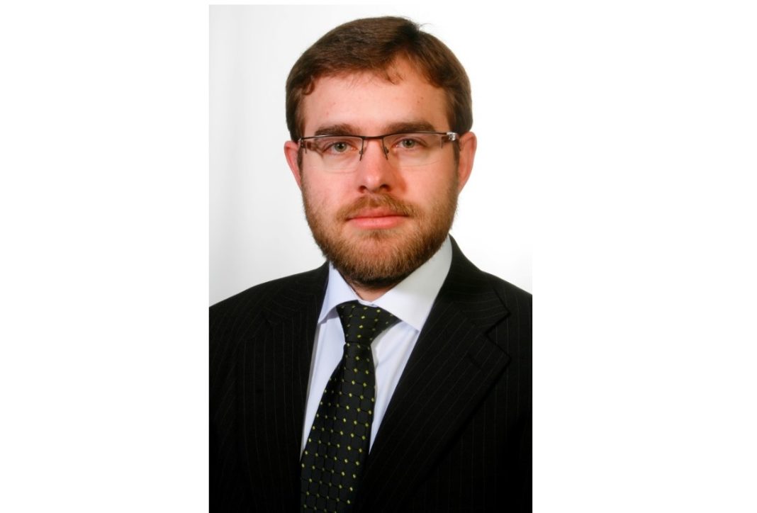 Jesús Carrete é dende 2016 é científico senior do Institute of Materials Chemistry en Viena. 