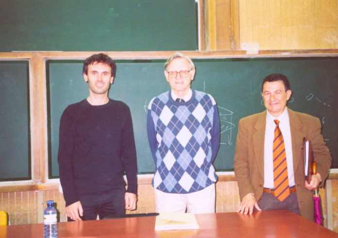 Goodenough, xunto a Jorge Mira e José Rivas en Santiago, arredor do ano 2002. Fonte: Twitter/jorgemirausc.