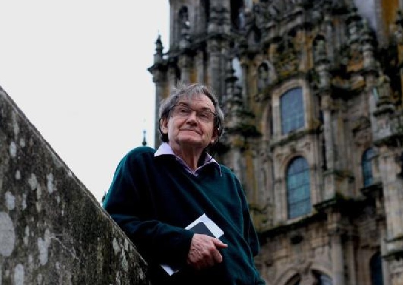 Roger Penrose, na súa visita a Santiago de Compostela no 2011. Foto: USC.