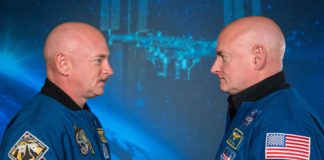 Mark (esquerda) e Scott Kelly, xemelgos astronautas nos que se estudou a influencia das viaxes ao espazo do organismo. Foto: NASA.