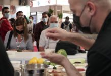 Unha das demostracións en directo con produtos coruñeses durante o Forum Gastronomic en Barcelona.
