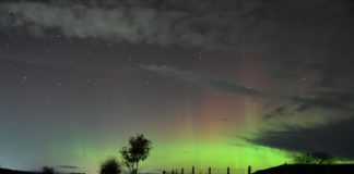 Aurora boreal na noite do mércores dende o condado de Cumbria. Foto: Kathelcymru/Twitter