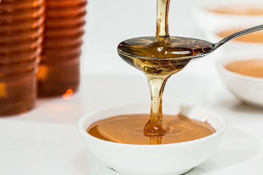 O mel está a ser estudado polo seu potencial antimicrobiano.