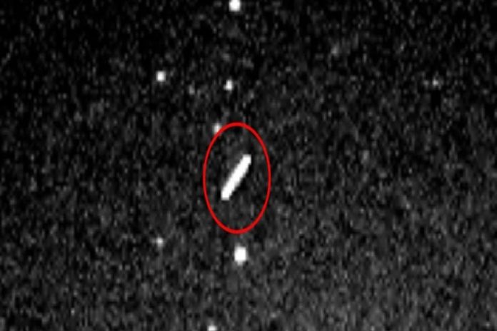 Imaxe do asteroide na súa visita próximo á Terra en 1997. Somano Astronomical Observatory.