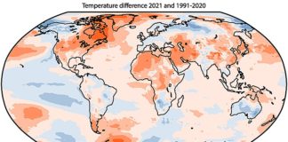 Temperatura do aire a unha altura de dous metros para 2021, mostrada en relación co seu promedio de 1991-2020. Foto: ERA5. Crédito: Servizo de Cambio Climático de Copernicus / ECMWF