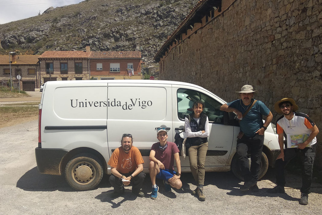 O equipo de investigadores da Universidade de Vigo.