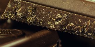Investigadoras do Consello Superior de Investigacións Científicas (CSIC) desenvolveron unha mestura de cacao e algarroba sen azucre que protexe fronte á miocardiopatía diabética.