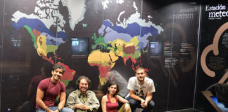 A investigadora da UVigo Sara Gamboa xunto con Manuel Hernández e Jonathan Pelegrín e Fernando Blanco, co-autores do artigo . Foto: UVigo
