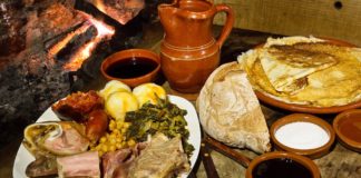 O cocido é un prato típico da cociña galega, que contén moitos produtos propios da Dieta Atlántica.