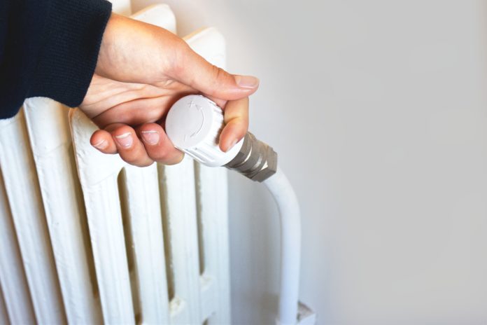 Como deberiamos regular o termostato nunha calefacción?
