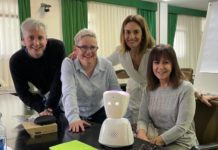 O proxecto ABILITI é o terceiro proxecto europeo competitivo realizado por TECNOEDUC no ámbito da aplicación da Tecnoloxía Educativa á pedagoxía hospitalaria e está centrado no deseño dun robot que impida o illamento social dos alumnos con enfermidades graves ou crónicas.