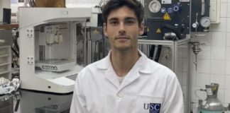 A tese do investigador Víctor Santos Rosales, de I+D Farma, nomeada como mellor do mundo no ámbito de fluídos supercríticos