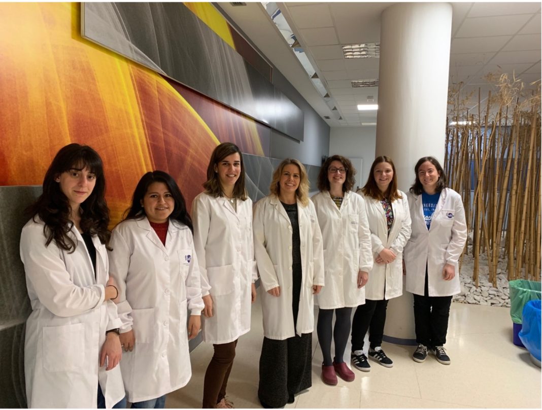 Investigadoras participantes no achado. De esquerda a dereita: Raquel Pérez Lois, Verónica Peña, Silvia Barja, Luisa Seoane, Cecilia Castelao, Cintia Folgueira e Patricia González.