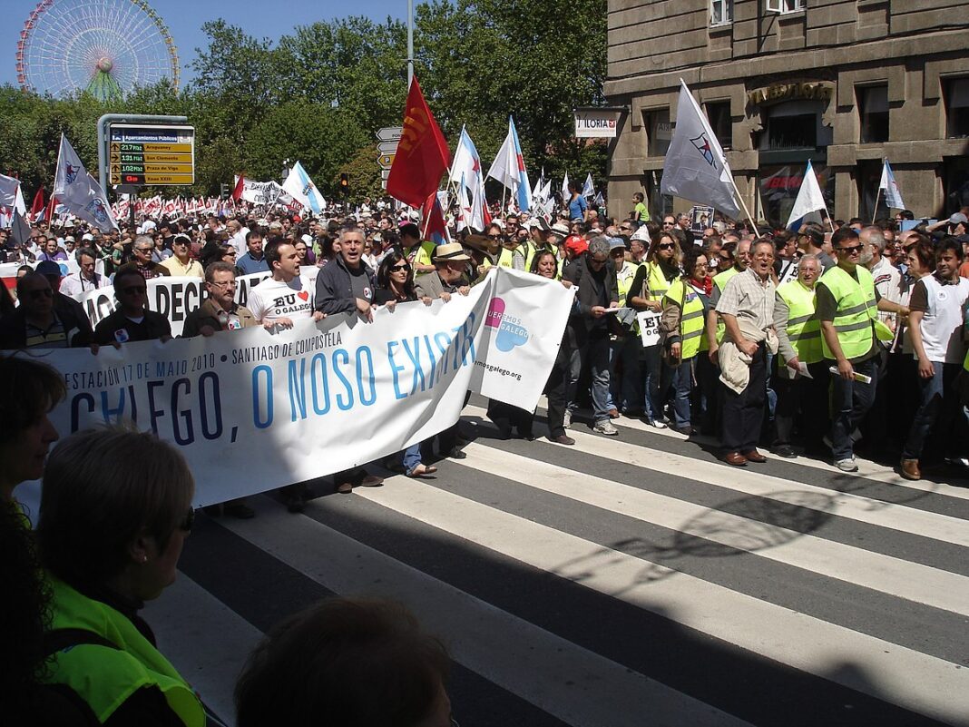 Manifestación da plataforma Queremos Galego en 2010. Crédito: Wikimedia Commons / Pepe do Couto