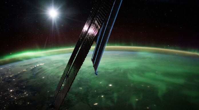 O astronauta Josh Cassada capturou esta imaxe da aurora boreal dende a Estación Espacial Internacional. Crédito: NASA
