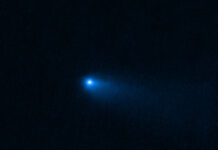 Imaxe do cometa 238P/Read capturada polo James Webb o 8 de setembro de 2022. Mostra o halo e a cola característicos dos cometas e que os diferencia dos asteroides. Foto: NASA, ESA, CSA, M. Kelley (Universidade de Maryland). Procesamento da imaxe: H. Hsieh (Instituto de Ciencias Planetarias), A. Pagan (STScl)