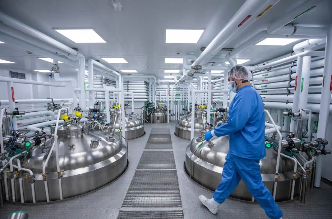 Laboratorios de Zendal no Porriño, onde se está a producir a vacina contra o virus hemorráxico das vacas.
