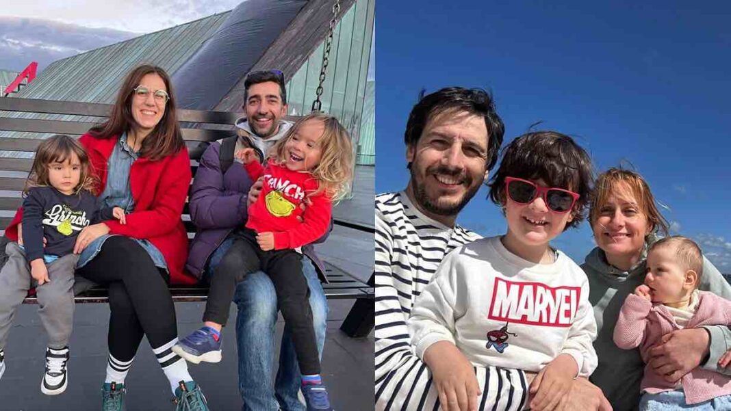 Á esquerda, a familia de Mauro (esquerda) e o seu xemelgo Lois (dereita). Á dereita, Nora xunto ao seu irmán e os seus pais. Foto: Iria Menacho / Juan