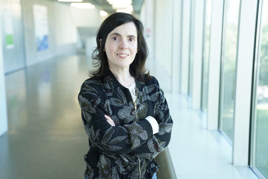 A investigadora Rosana Simón, do grupo de Inmunoloxía. Foto: CINBIO.