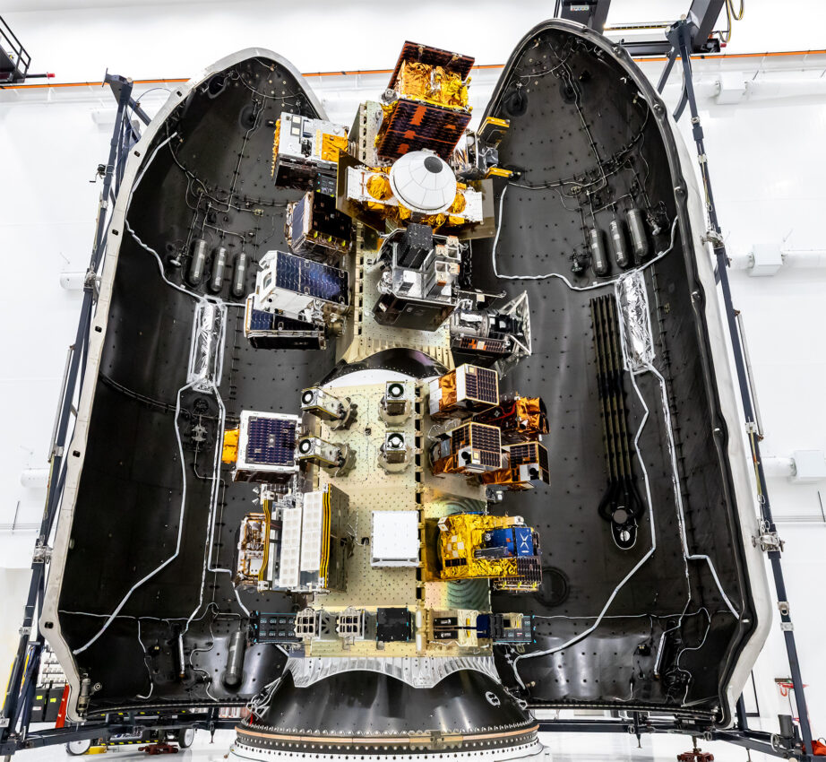 Os cinco novos satélites lanzáronse na misión Transporter-18 de SpaceX. Imaxe: SpaceX